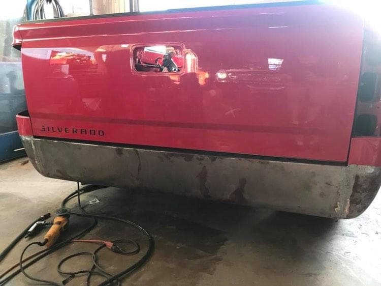 07-13 Chevy/GMC Rollpan with End Caps