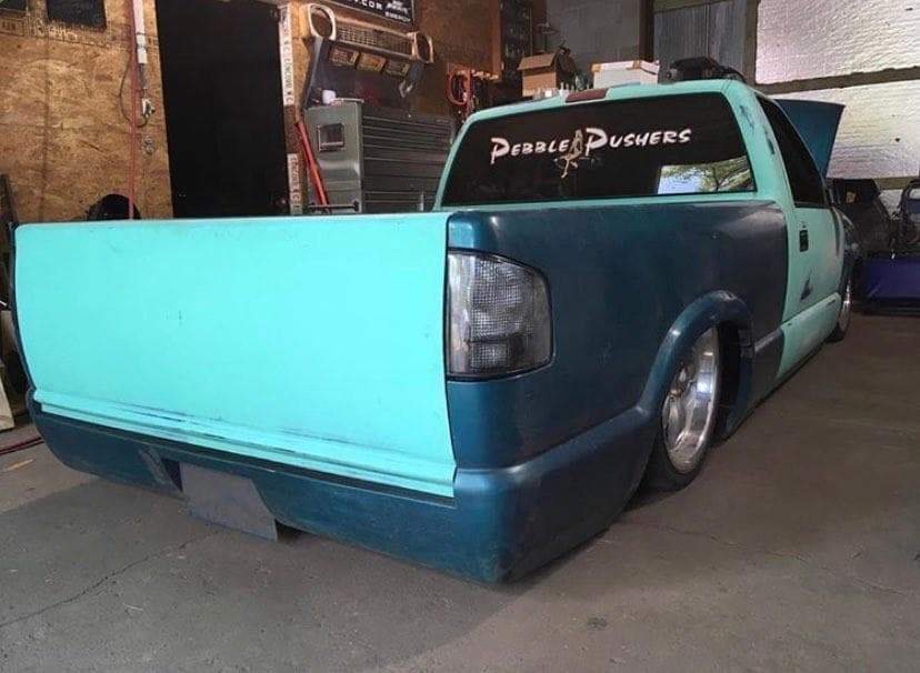 94-03 Chevy S-10 Fleet side Rollpan