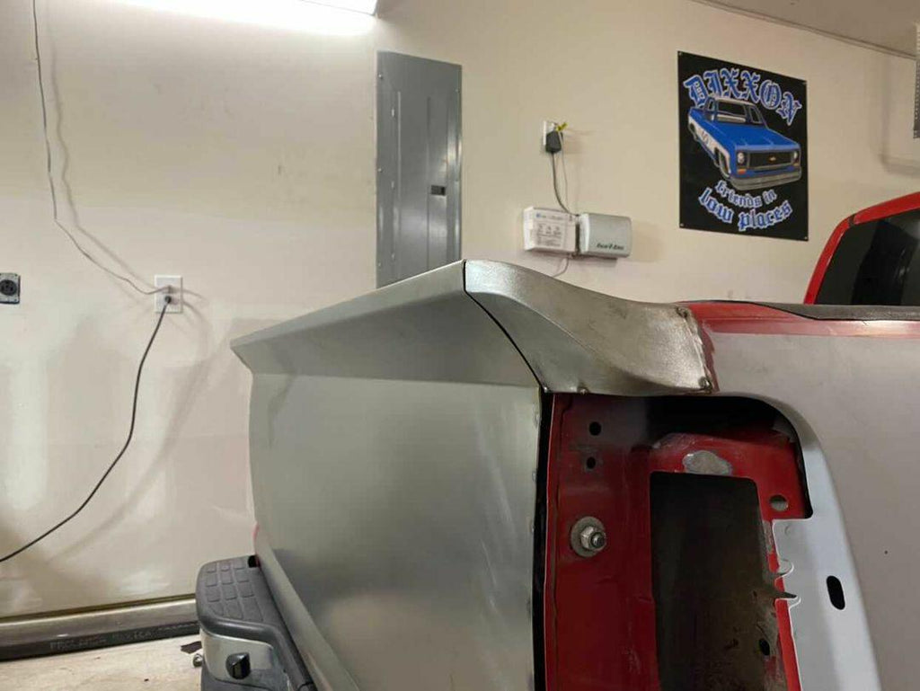 99-06 Chevy Truck Tailgate Skin W/ Pro Touring WING and Bed Caps