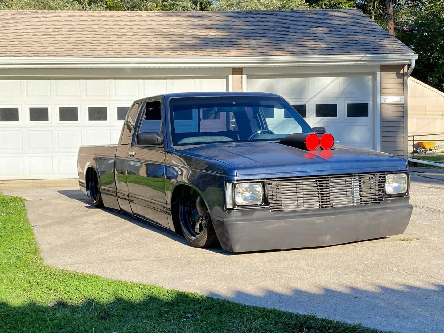 82-90 S-10, S15 and Jimmy Front Chevy Bumper/Rollpan
